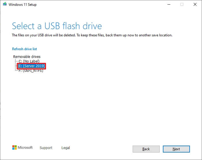 Seleccione USB para descargar Windows 11