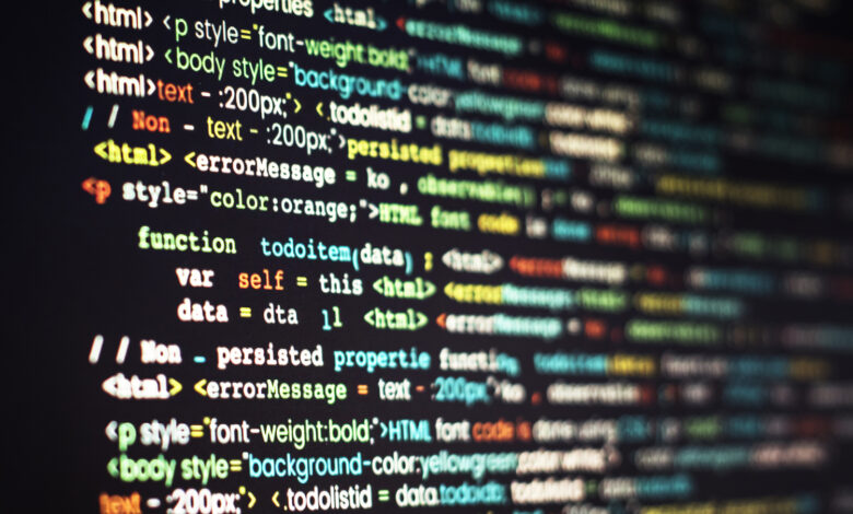 Desarrollo web a medida vs plantillas: cuándo merece la pena invertir en una solución personalizada